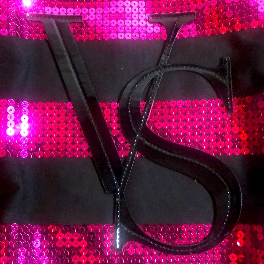 Victoria’s Secret tote